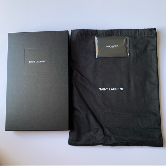 Saint Laurent Uptown Envelope Clutch - Picture 16 of 16